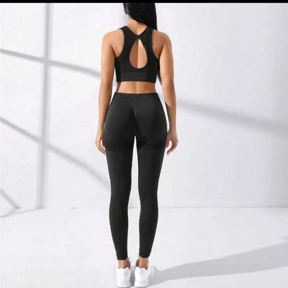 2pc WorkOut Set NWOT - Picture 3 of 11
